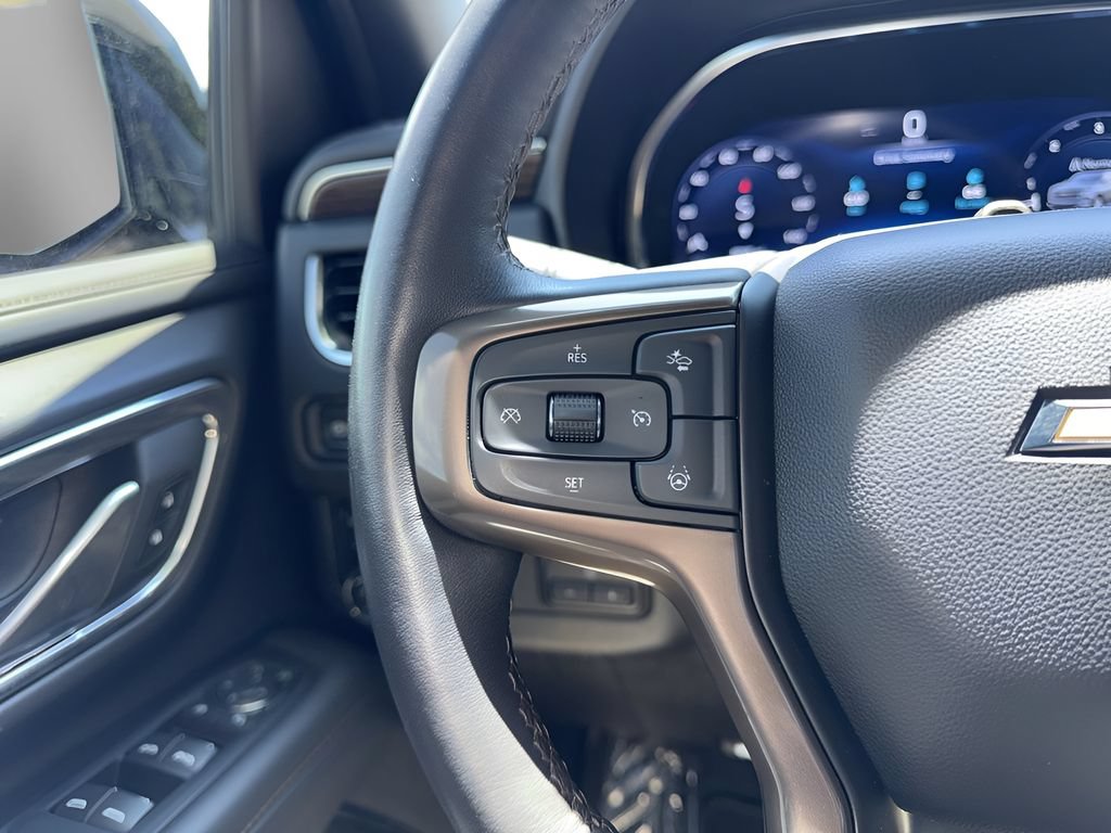 Used 2024 Chevrolet Suburban High Country w/ Advanced Technology Package AWD/4WD image 31