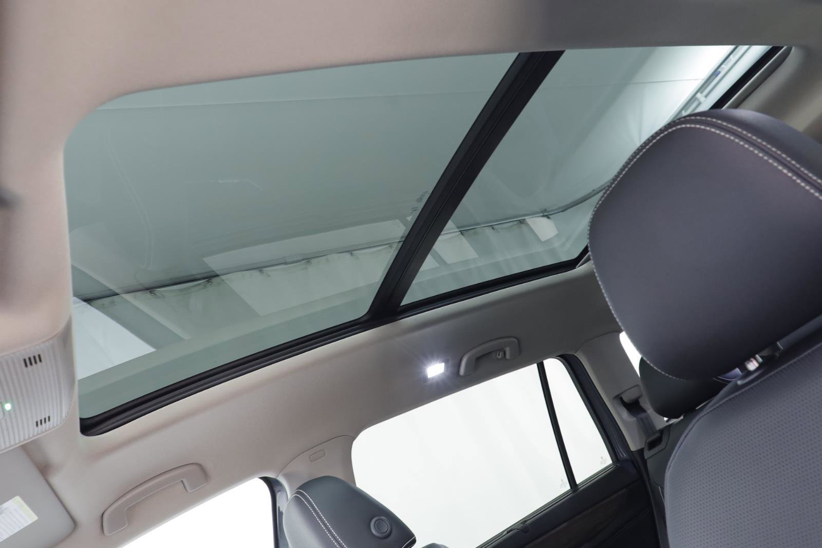 New 2026 Volkswagen Atlas SEL image 13