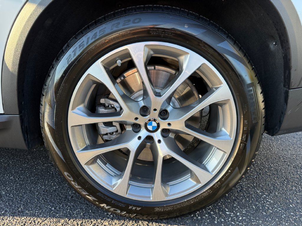 Certified 2026 BMW X5 xDrive50e w/ Executive Package AWD/4WD image 16