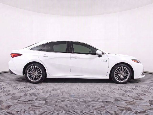 Used 2021 Toyota Avalon Limited w/ Advanced Safety Package FWD image 8