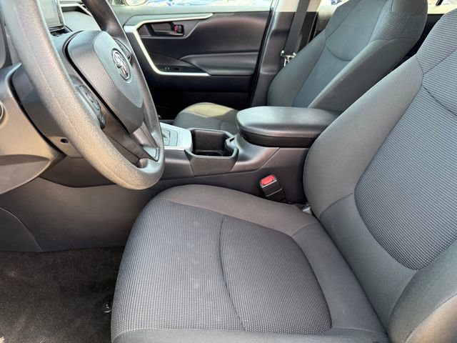 Used 2025 Toyota RAV4 LE image 11