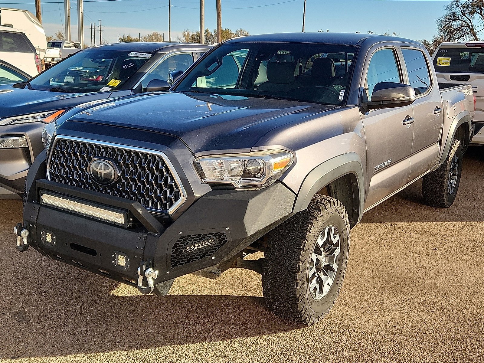 Used 2019 Toyota Tacoma TRD Off-Road image 1