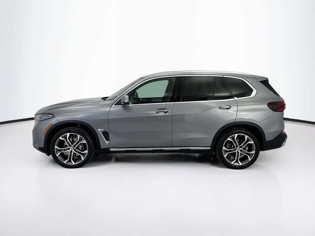 Used 2026 BMW X5 sDrive40i w/ Parking Assistance Package RWD image 8