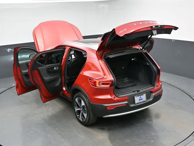 Used 2023 Volvo XC40 B4 Plus w/ Driver Assist Package FWD image 50