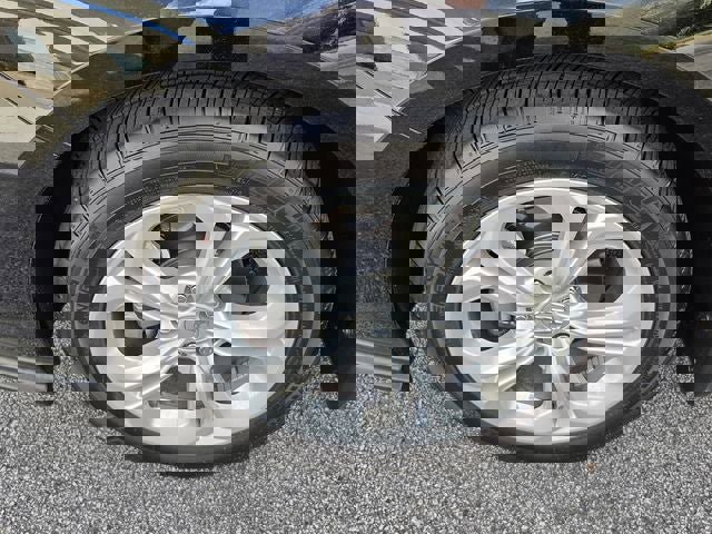 Certified 2025 Honda Accord LX image 10