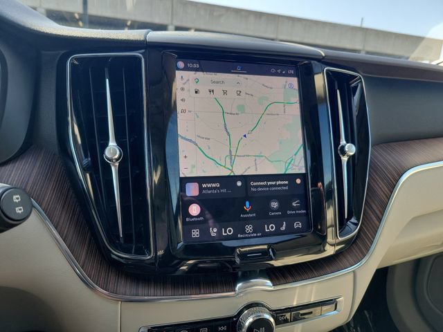 Used 2022 Volvo XC60 B5 Momentum w/ Climate Package FWD image 20