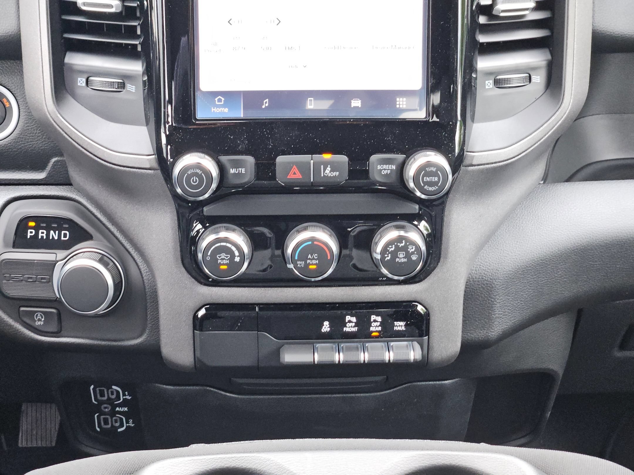 New 2026 RAM 1500 Express RWD image 17