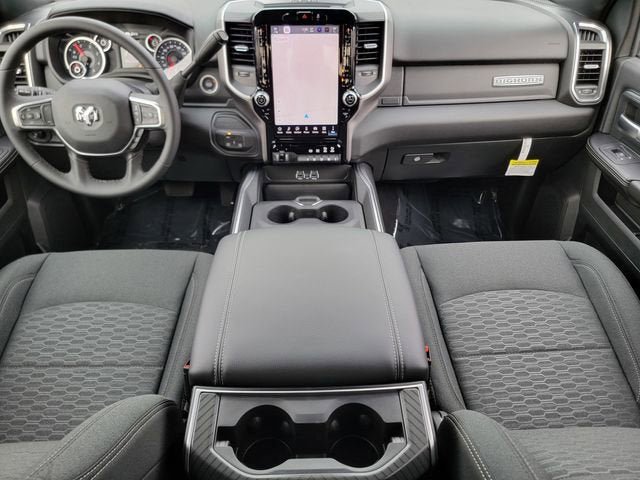 New 2026 RAM 2500 Big Horn AWD/4WD image 25
