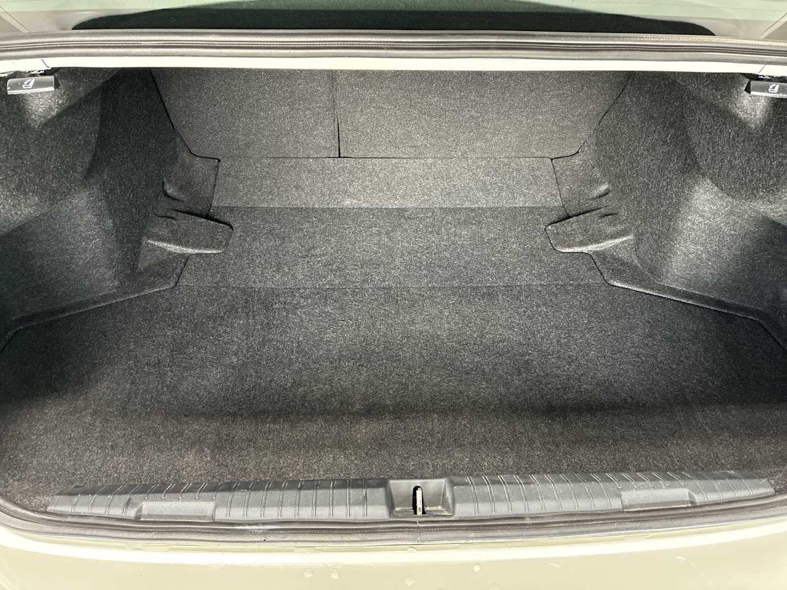 Used 2022 Subaru Legacy Premium image 19