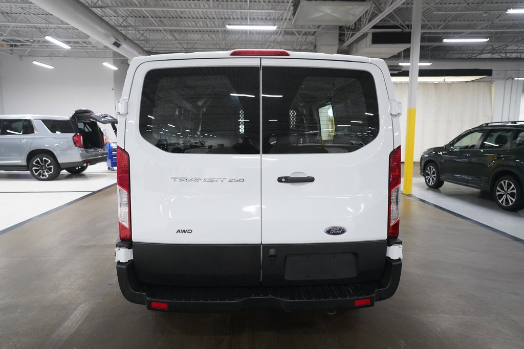 Used 2024 Ford Transit 250 Low Roof AWD w/ Exterior Upgrade Package image 25