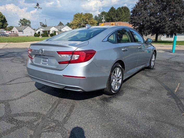 Used 2019 Honda Accord LX image 7