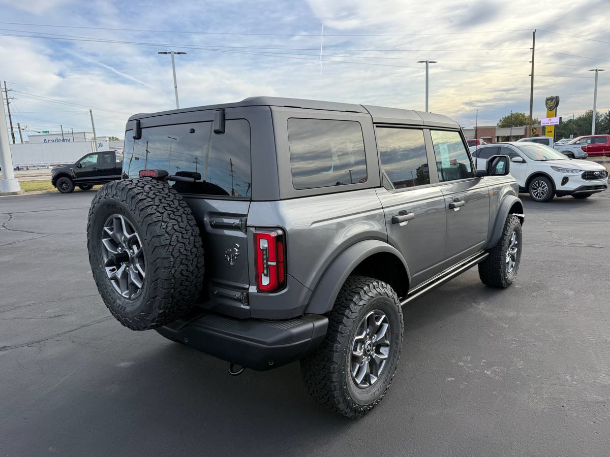 New 2025 Ford Bronco Badlands AWD/4WD image 6
