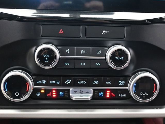 Used 2023 Ford Expedition Limited image 21