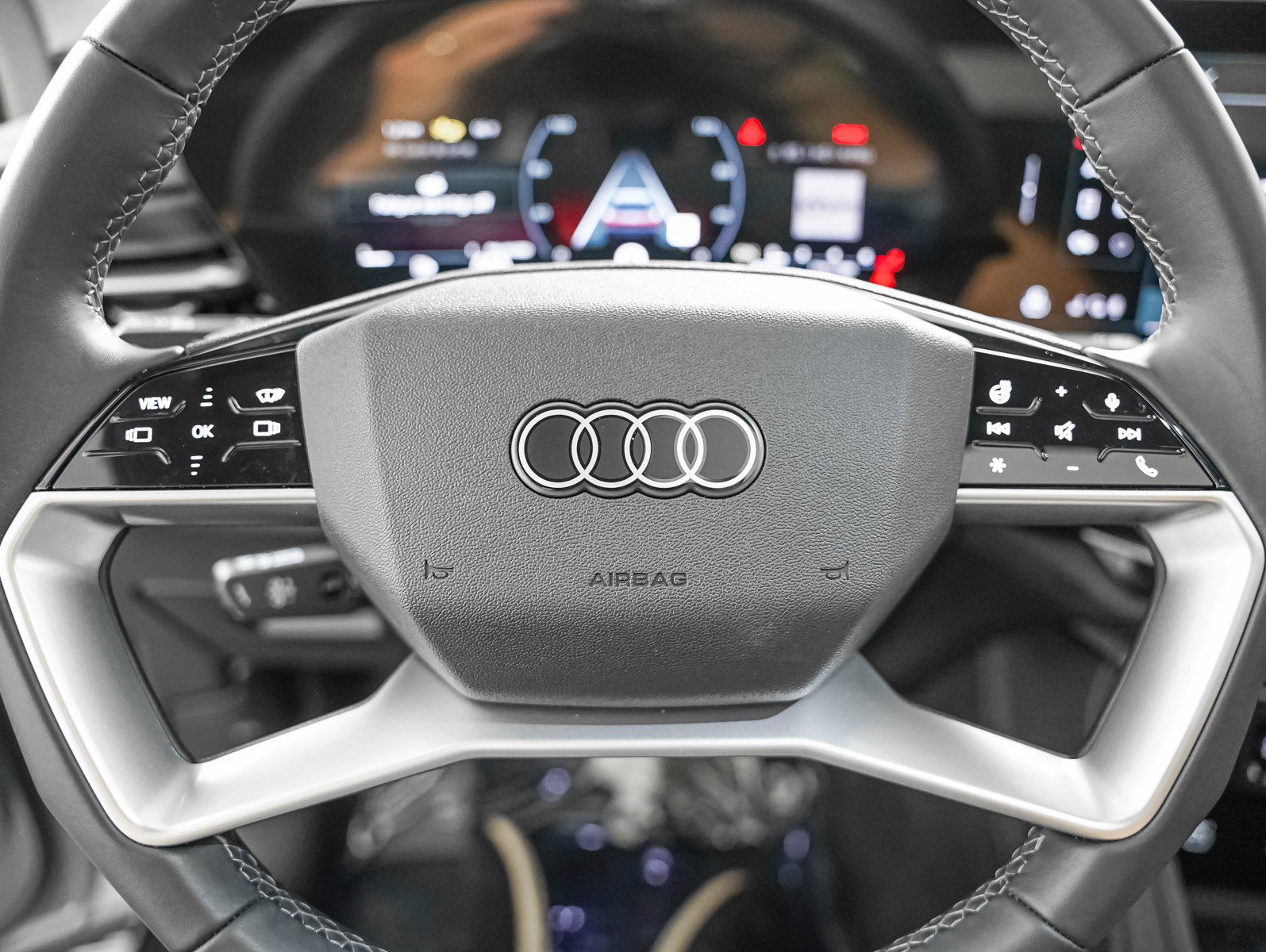 Certified 2025 Audi Q5 Premium w/ Premium Plus AWD/4WD image 15