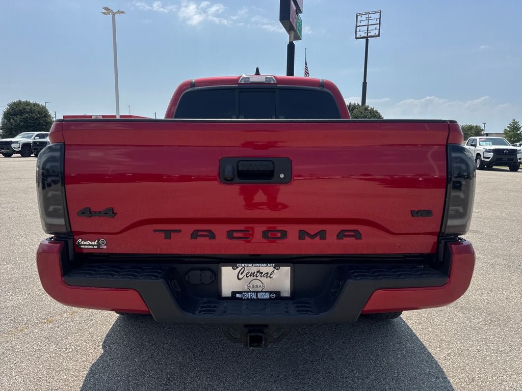 Used 2023 Toyota Tacoma SR AWD/4WD image 5