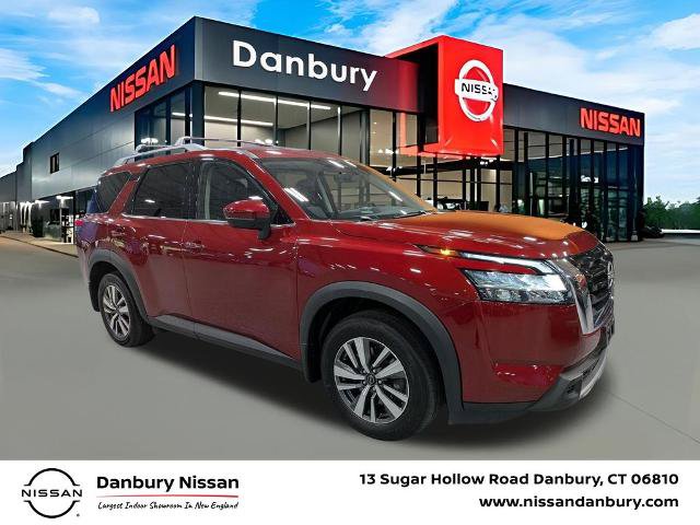 Certified 2024 Nissan Pathfinder SL AWD/4WD image 1