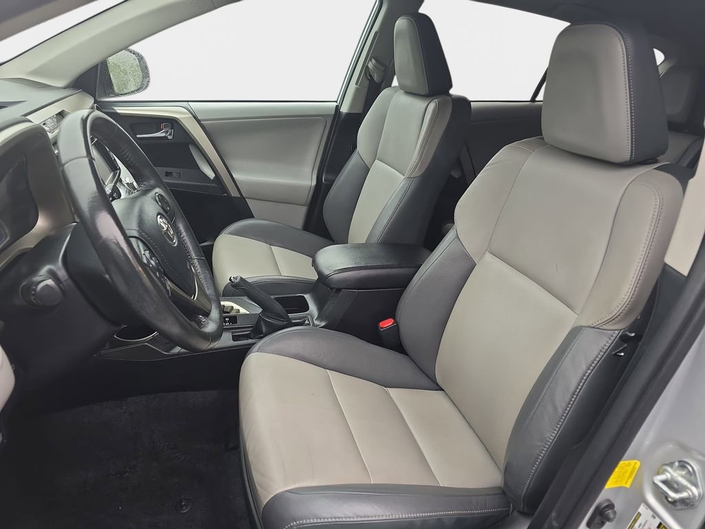 Used 2013 Toyota RAV4 Limited image 19