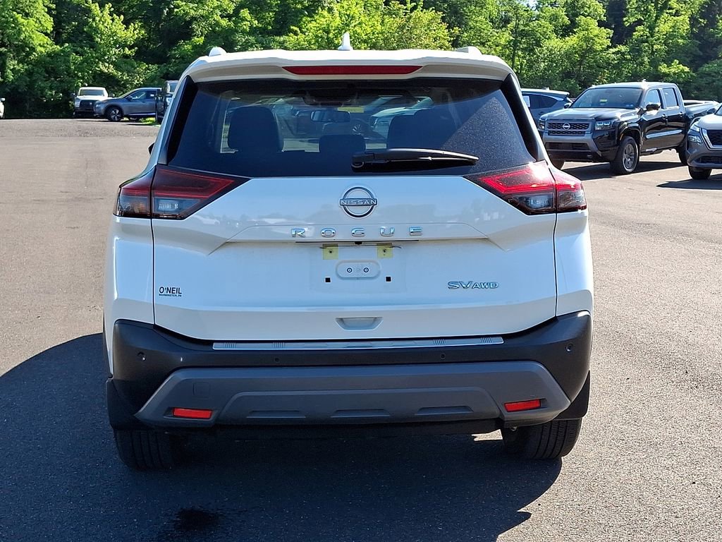Certified 2023 Nissan Rogue SV w/ SV Premium B Package AWD/4WD image 5