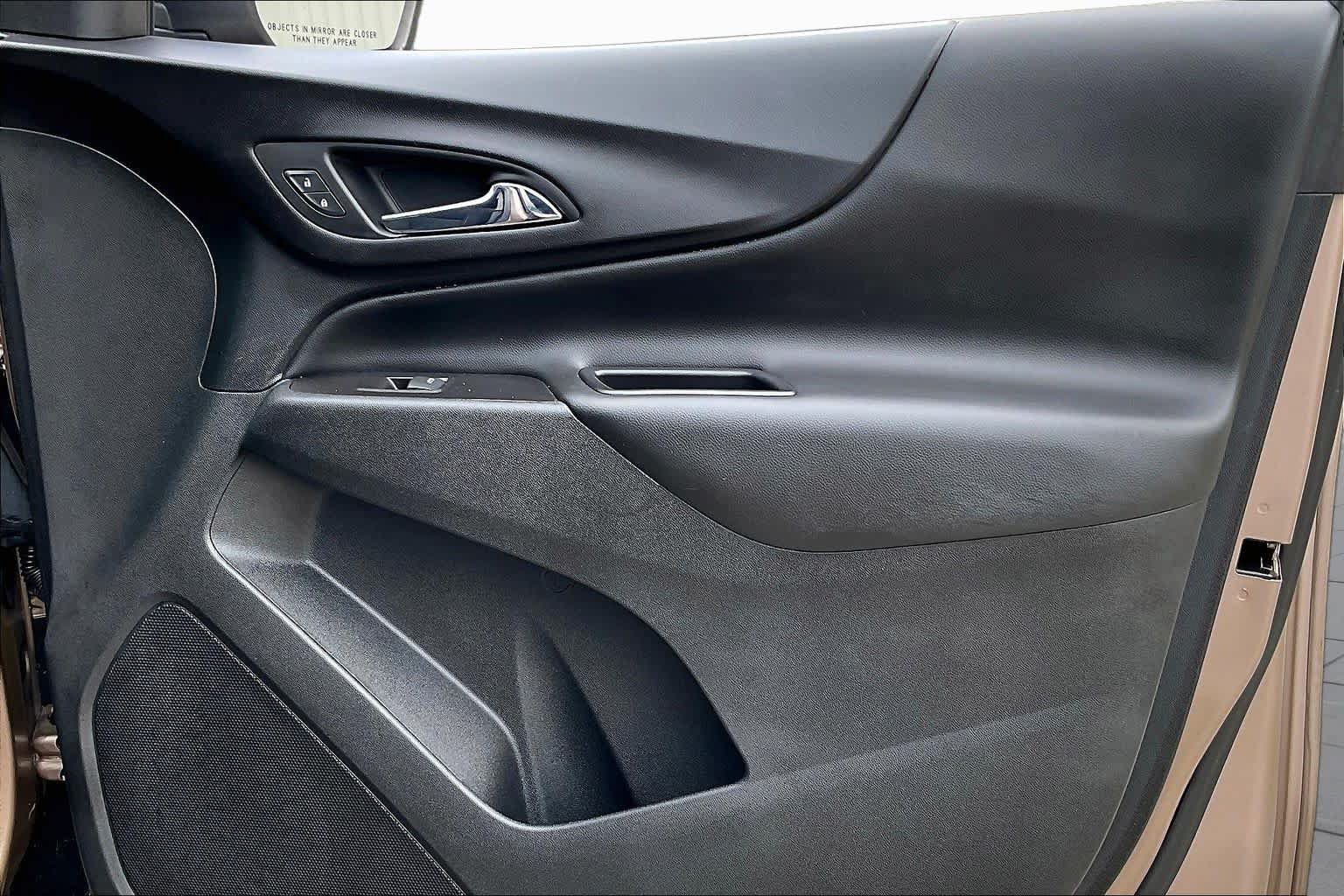 Used 2019 Chevrolet Equinox LT FWD image 23