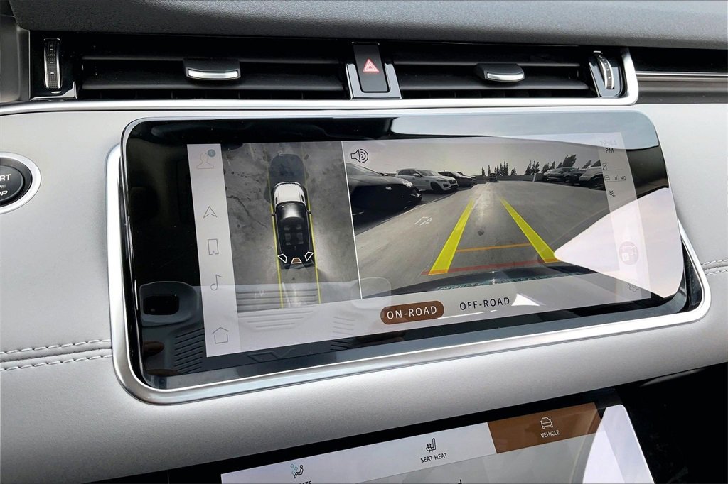 Used 2022 Land Rover Range Rover Evoque SE image 14