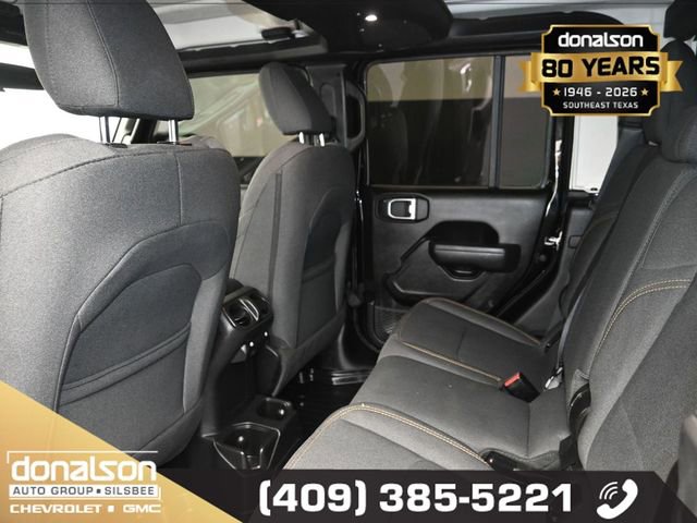 Used 2025 Jeep Gladiator Overland AWD/4WD image 10