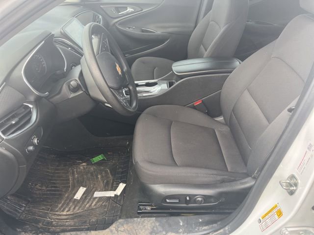 Used 2020 Chevrolet Malibu LT w/ Fleet LT Safety Plus Package image 12
