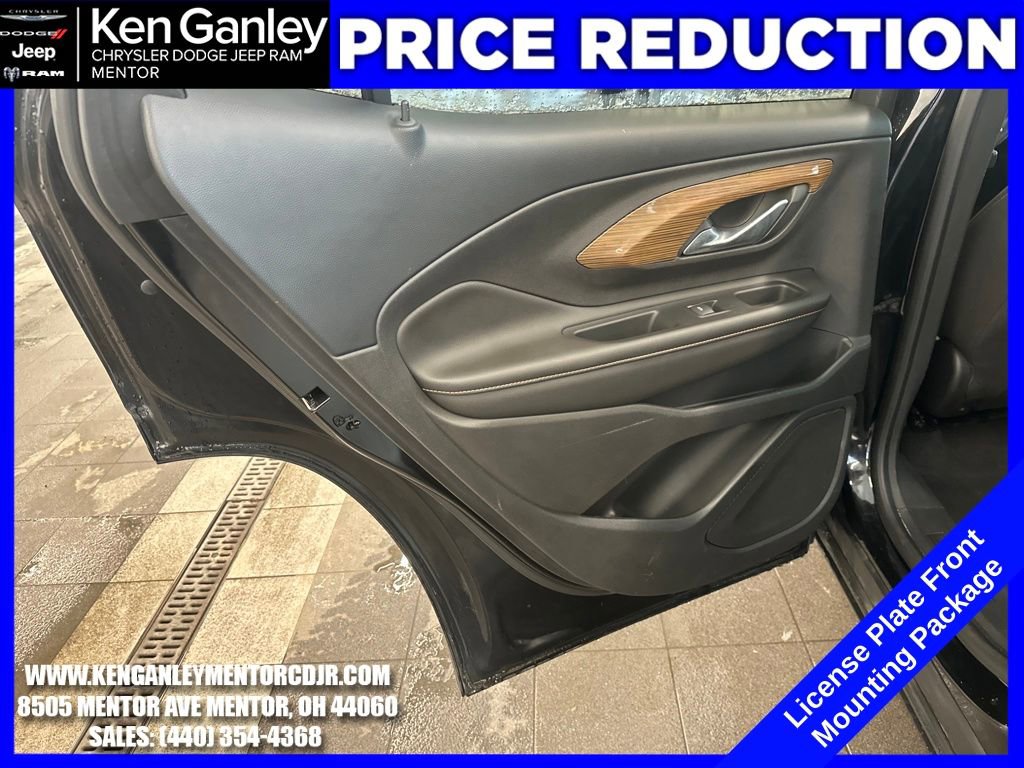 Used 2019 GMC Terrain SLE w/ Driver Convenience Package image 17