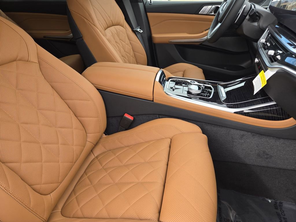 New 2026 BMW X7 xDrive40i w/ Executive Package AWD/4WD image 16
