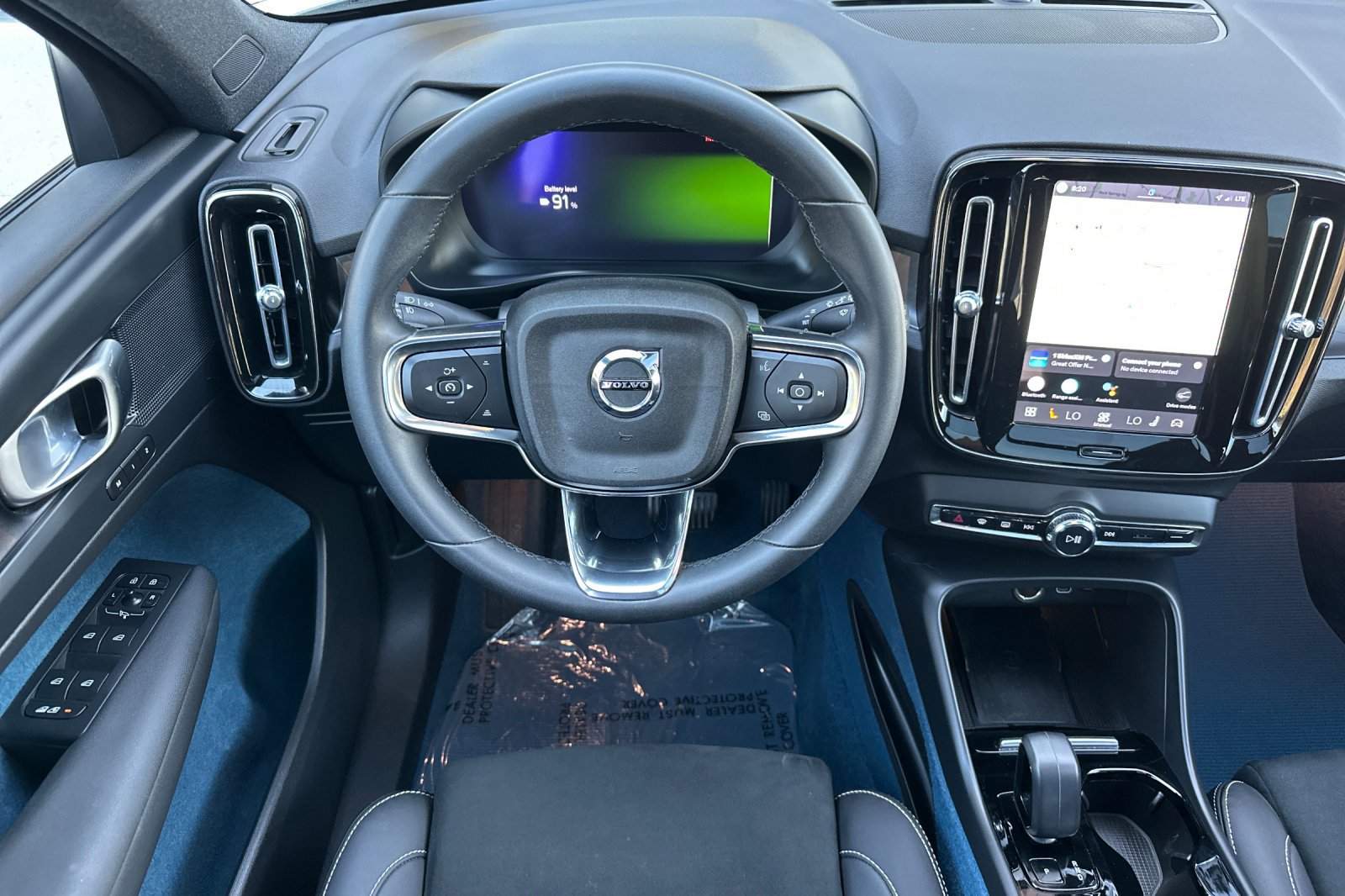 Certified 2023 Volvo XC40 Recharge Plus image 17