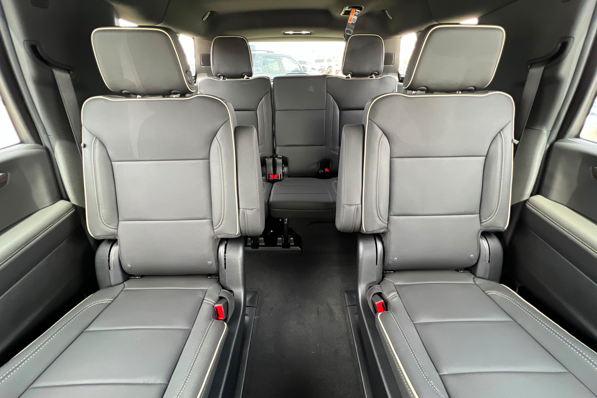 New 2026 Chevrolet Suburban Premier AWD/4WD image 27