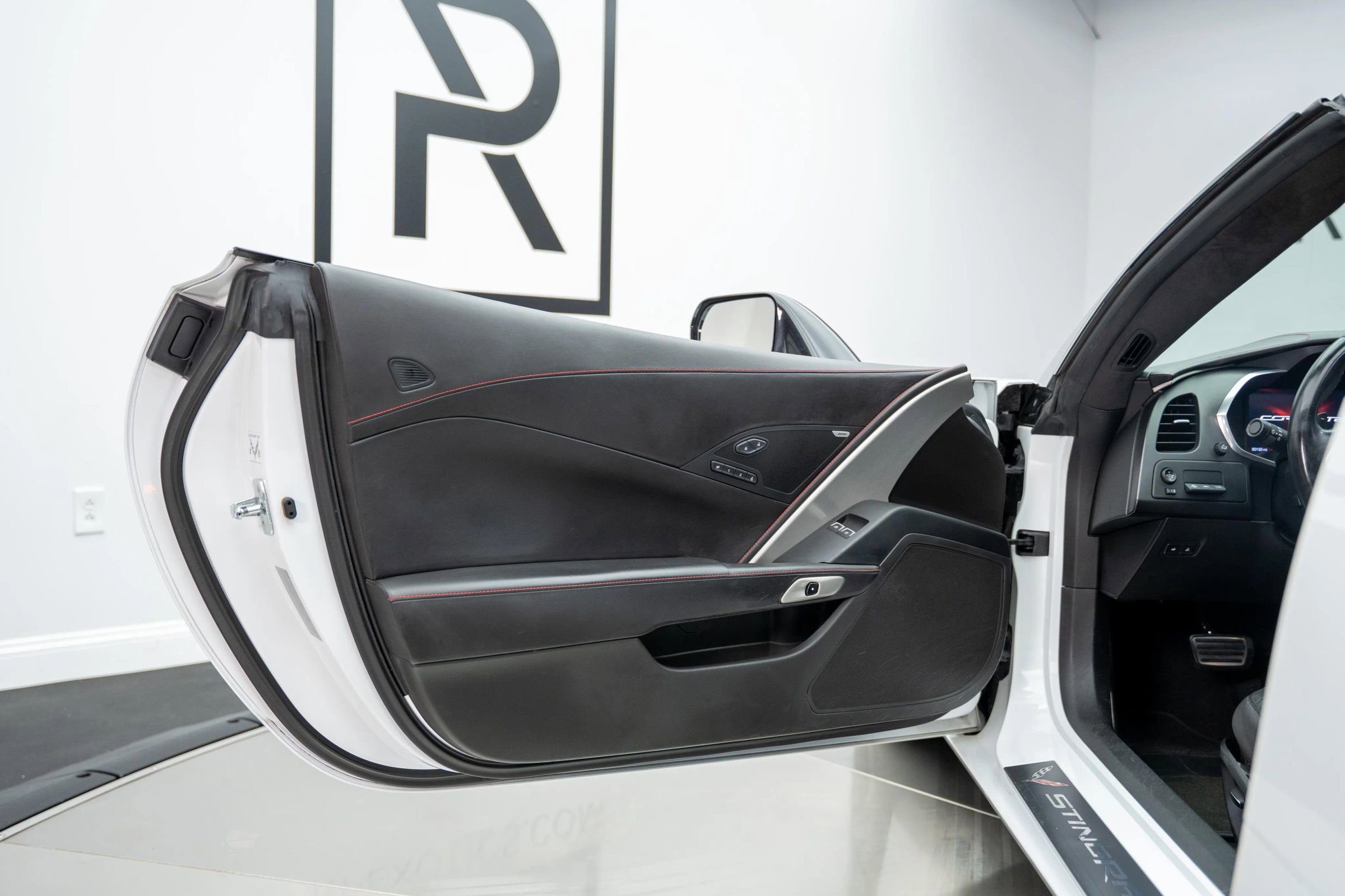 Used 2016 Chevrolet Corvette Stingray Coupe w/ 3LT Preferred Equipment Group image 34