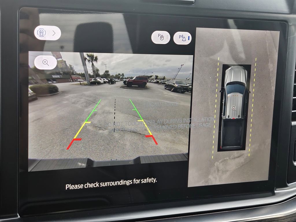 New 2026 Ford F250 Lariat w/ Black Appearance Package image 16