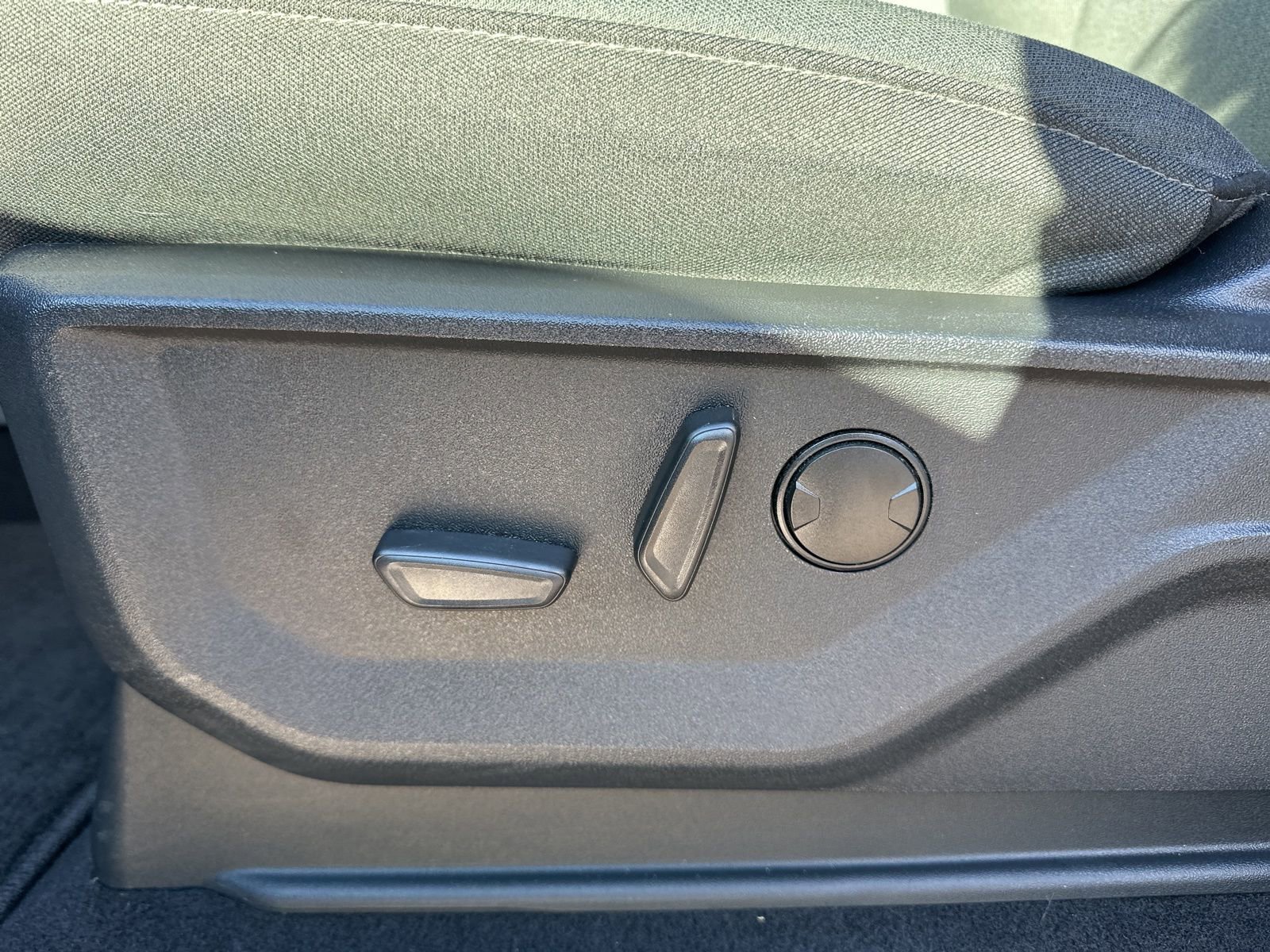 Used 2023 Ford F150 XLT w/ Equipment Group 302A High image 21