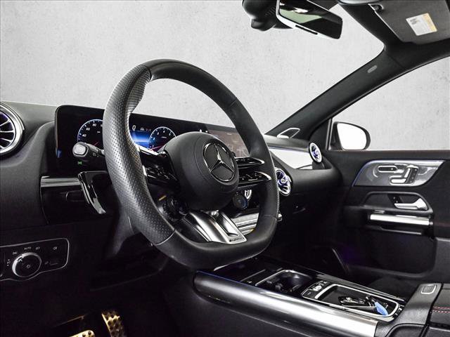 Used 2026 Mercedes-Benz GLA 35 AMG 4MATIC image 10