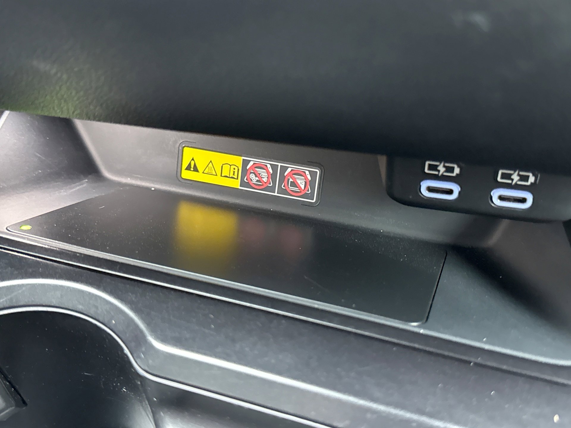 Used 2023 Lexus UX 250h AWD image 17