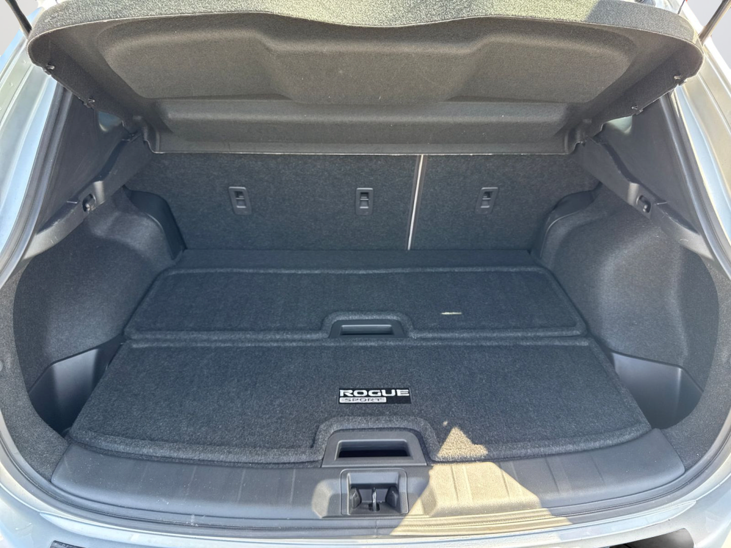 Certified 2022 Nissan Rogue Sport SL w/ Premium Package AWD/4WD image 36