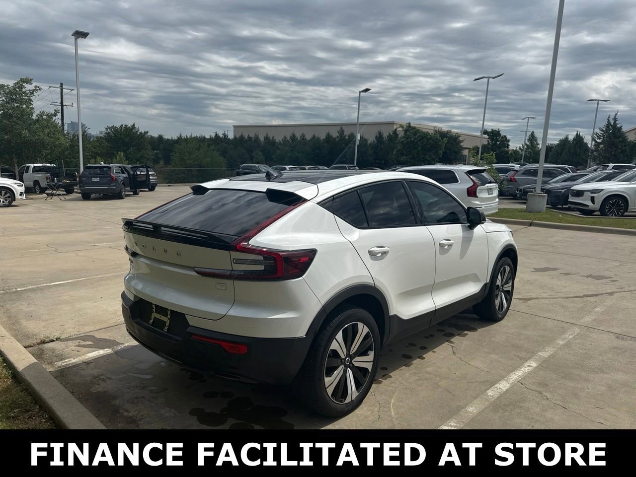 Certified 2023 Volvo C40 Recharge Core AWD/4WD image 5