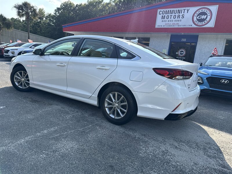 Used 2019 Hyundai Sonata SE FWD image 4