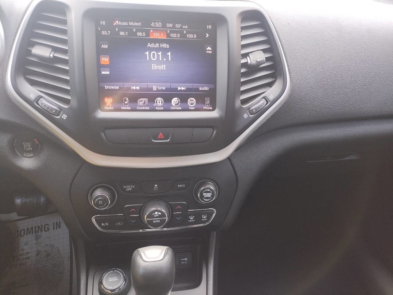 Used 2014 Jeep Cherokee Limited image 7