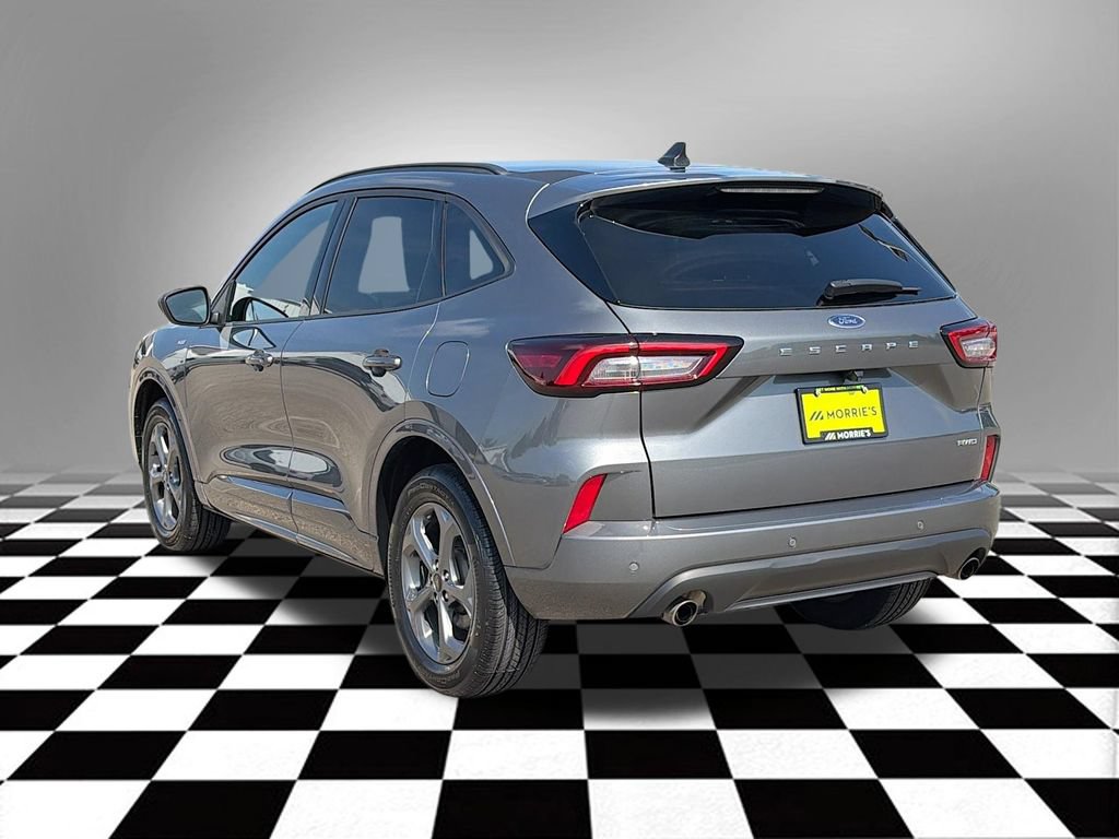 Used 2024 Ford Escape ST-Line w/ Tech Pack #1 AWD/4WD image 9