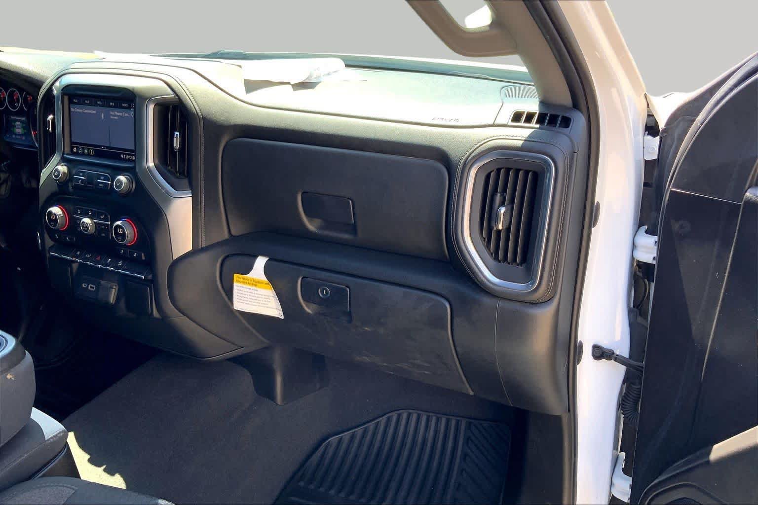 Used 2021 Chevrolet Silverado 1500 RST w/ Z71 Off-Road Package AWD/4WD image 19