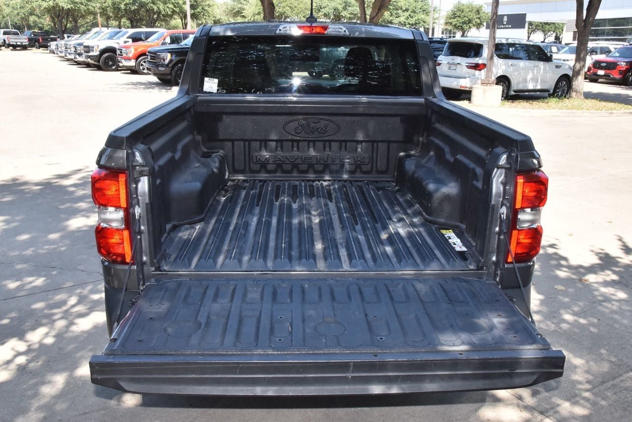 Used 2023 Ford Maverick XL FWD image 33
