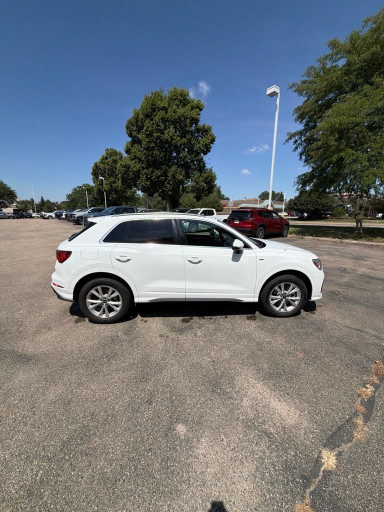 Used 2025 Audi Q3 2.0T Premium AWD/4WD image 14