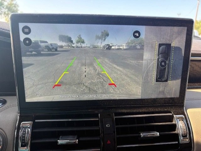 Used 2023 Lincoln Navigator L Reserve AWD/4WD image 16