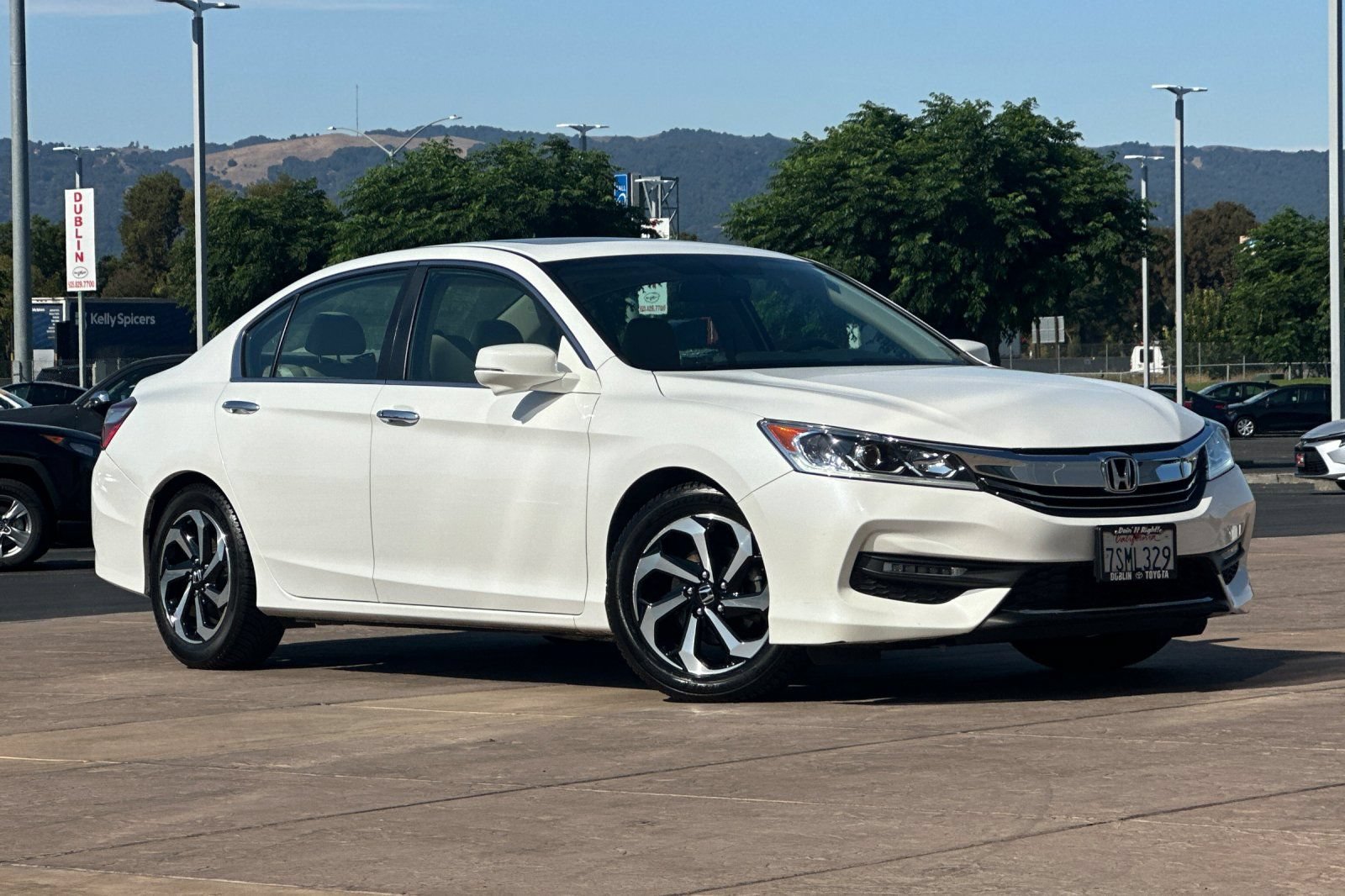 Used 2016 Honda Accord EX-L video 2