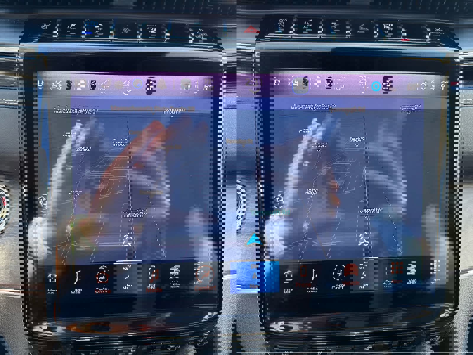 Used 2023 Jeep Grand Cherokee 4WD 4xe image 19