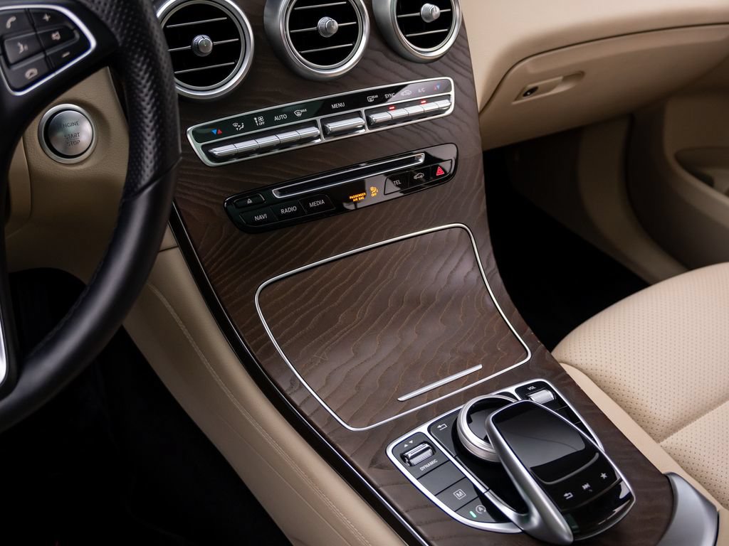 Used 2019 Mercedes-Benz GLC 300 4MATIC image 13