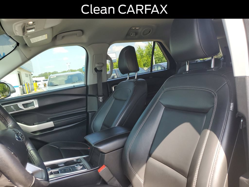 Used 2022 Ford Explorer XLT w/ Equipment Group 202A AWD/4WD image 6