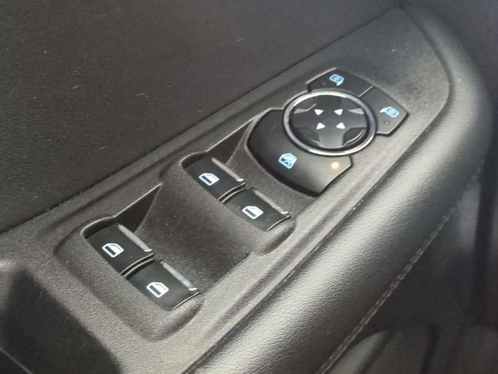 Used 2024 Ford Edge SEL AWD/4WD image 30