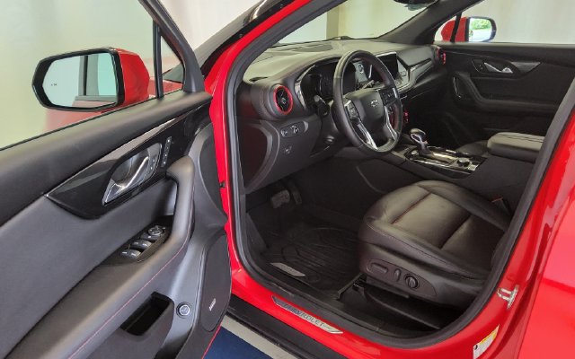 Used 2022 Chevrolet Blazer RS w/ Enhanced Convenience Package AWD/4WD image 10